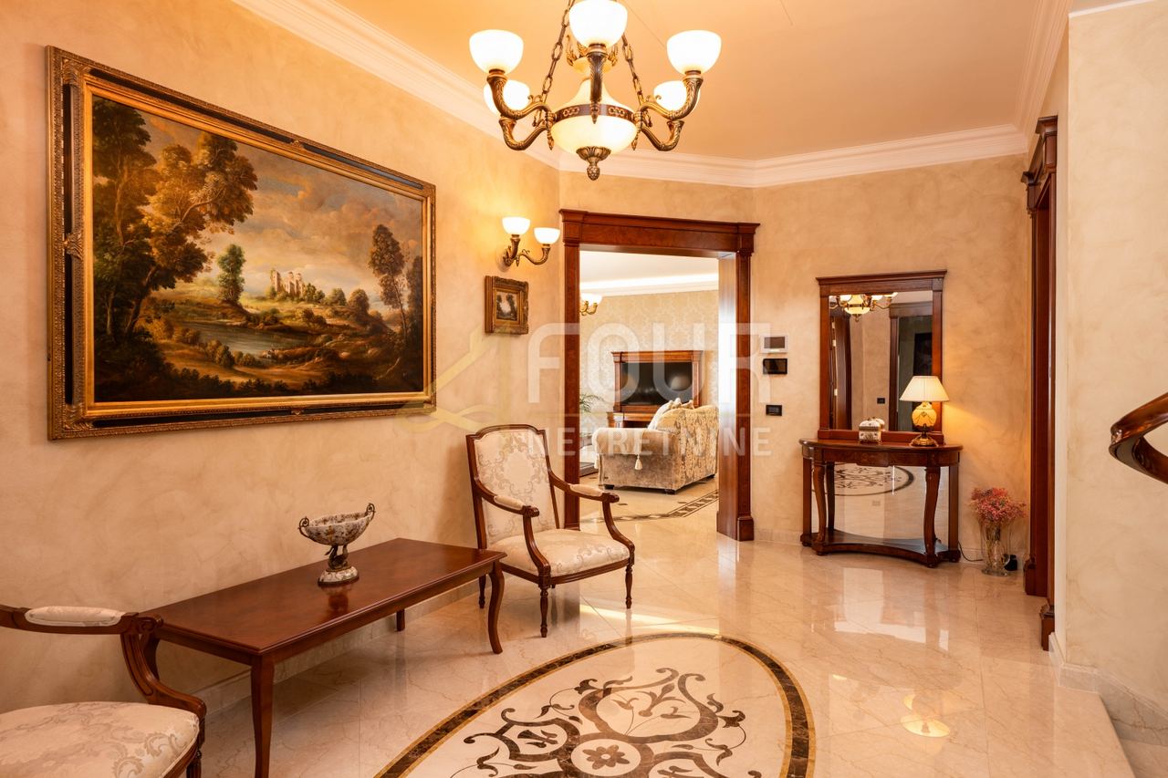 Haus u Opatiji, 508m², 4 sobe, slika 4