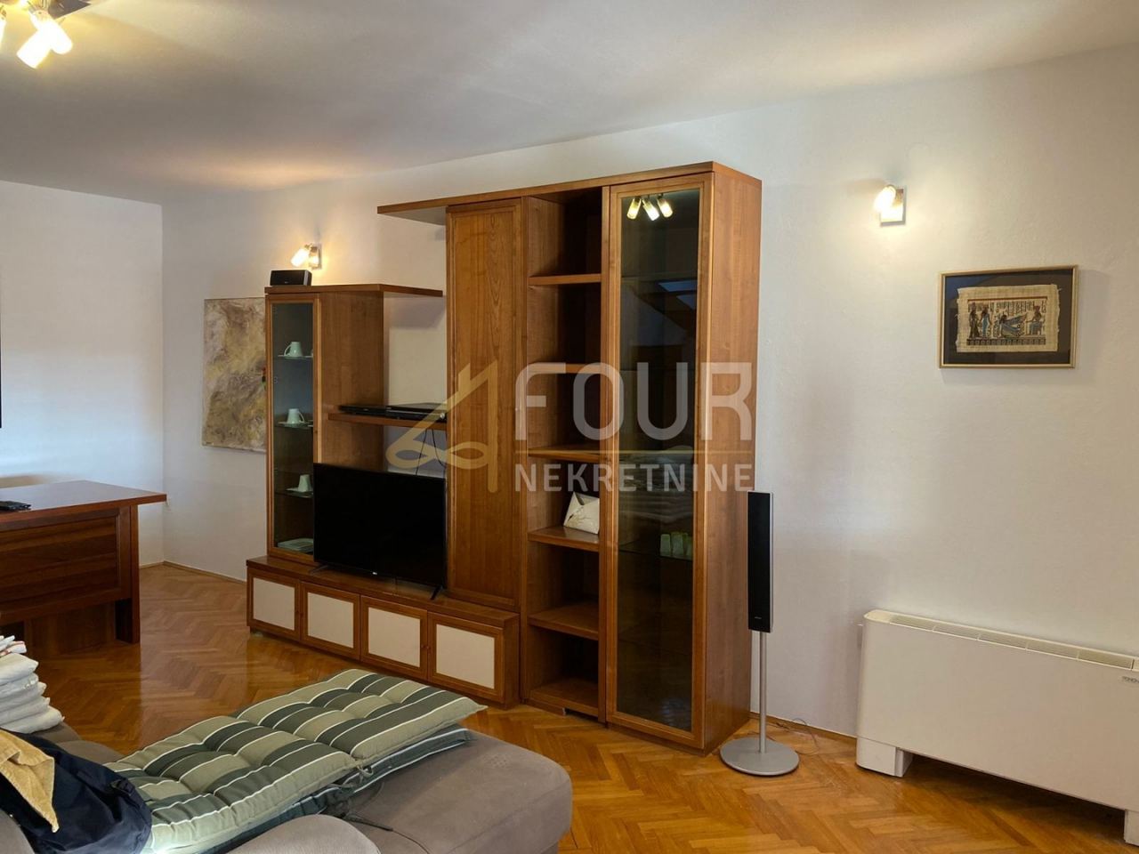 Casa u Sveti Lovreču, 290.27m², 3 sobe, slika 2