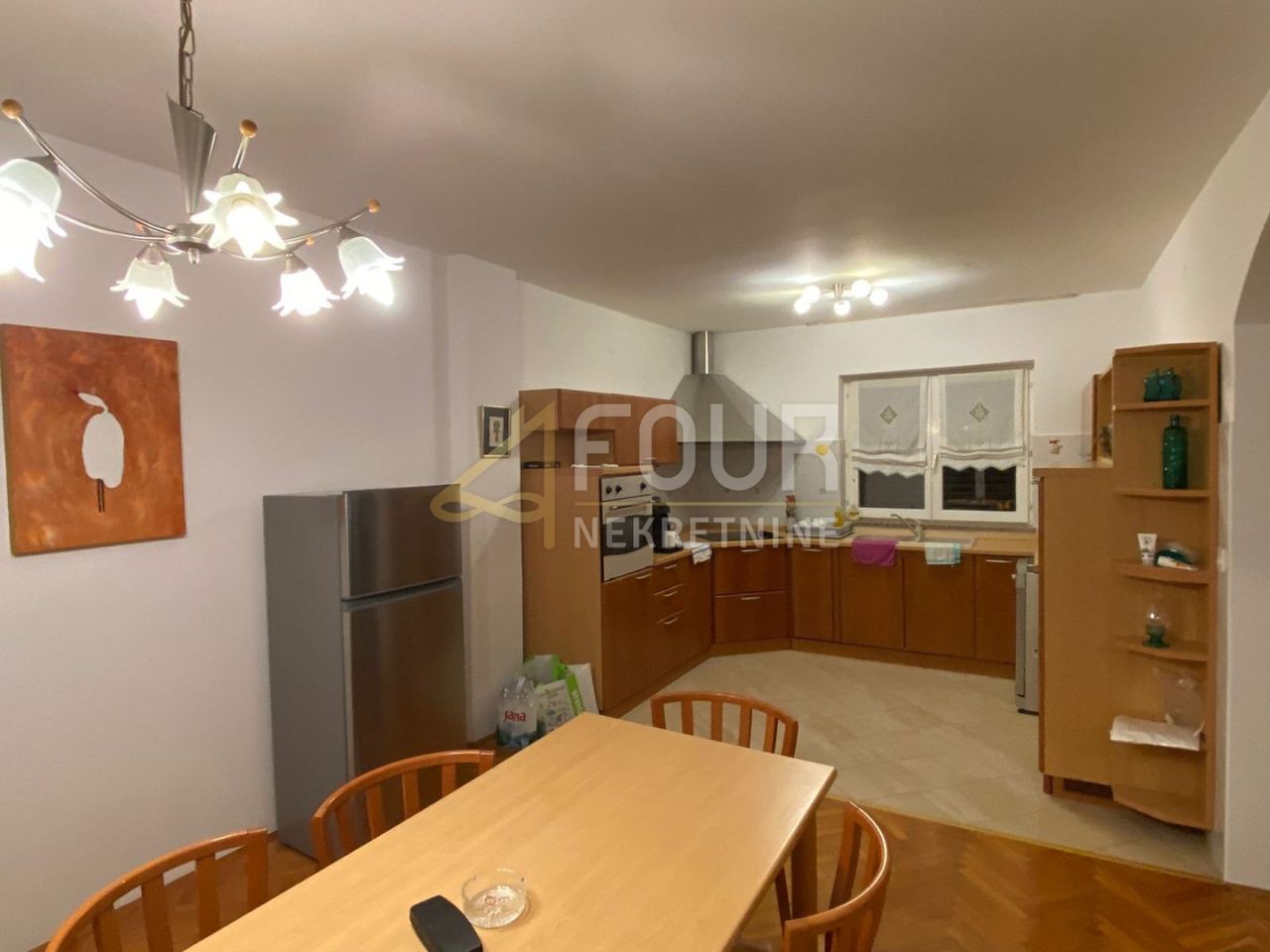 Casa u Sveti Lovreču, 290.27m², 3 sobe, slika 4