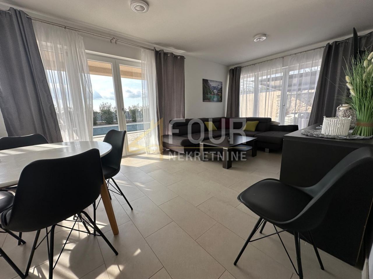 Casa u Raši, 190m², 4 sobe, slika 3