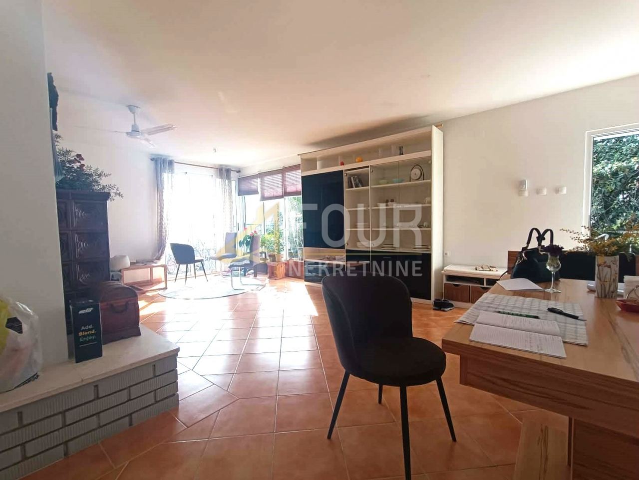 Wohnung u Lovranu, 80m², 2 sobe