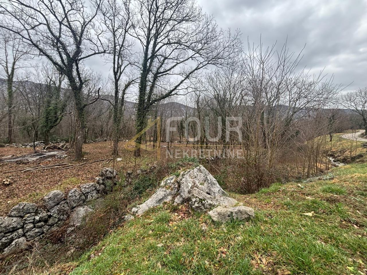 Land u Vinodolskoj općini, 1035m², slika 2