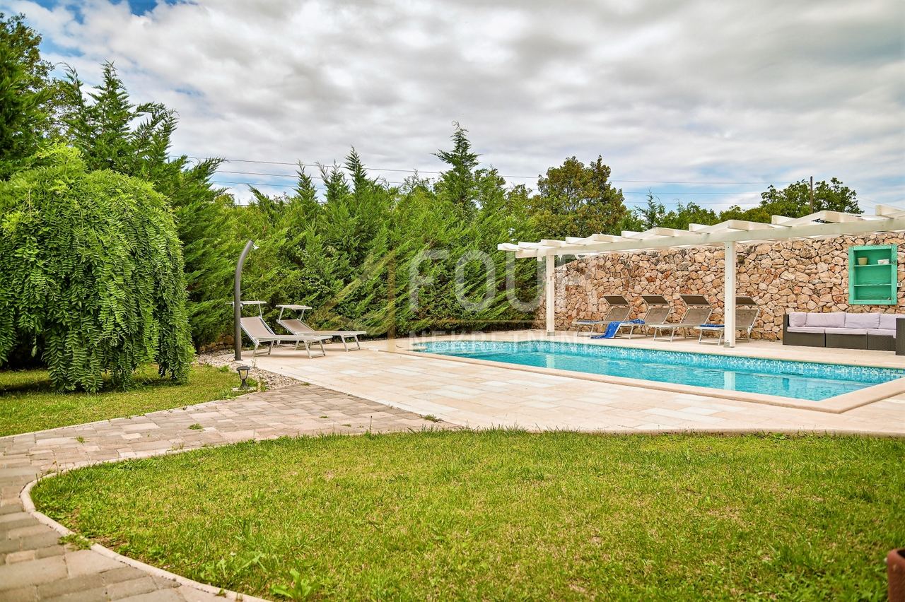 Casa u Dobrinju, 216m², 4 sobe, slika 3