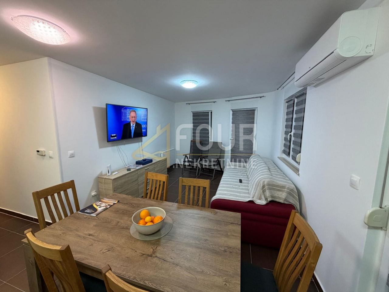 Appartamento u Pola (Pula)u, 74.6m², 2 sobe, slika 2