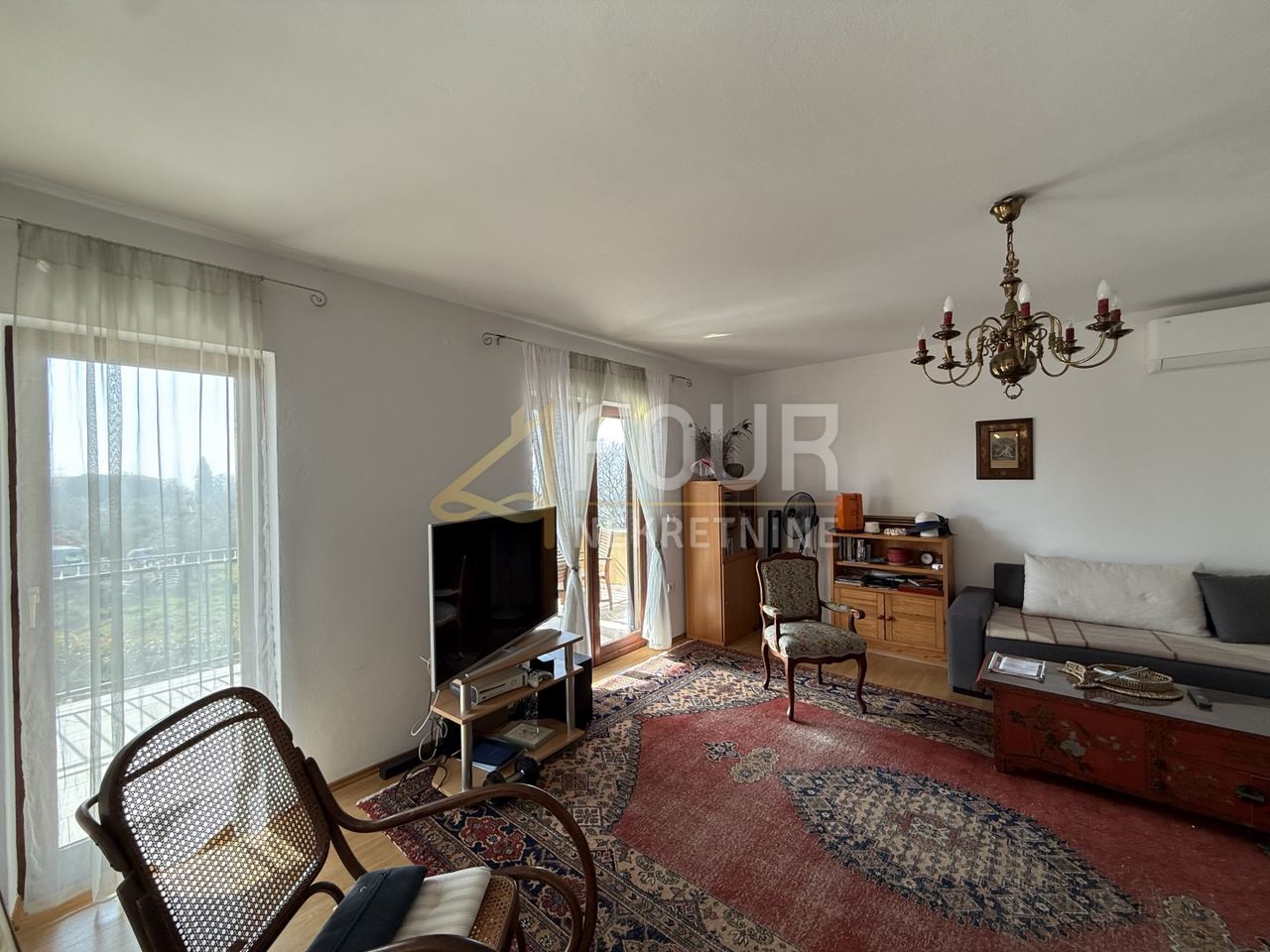 House u Vodnjanu, 421.51m², 5 soba, slika 2