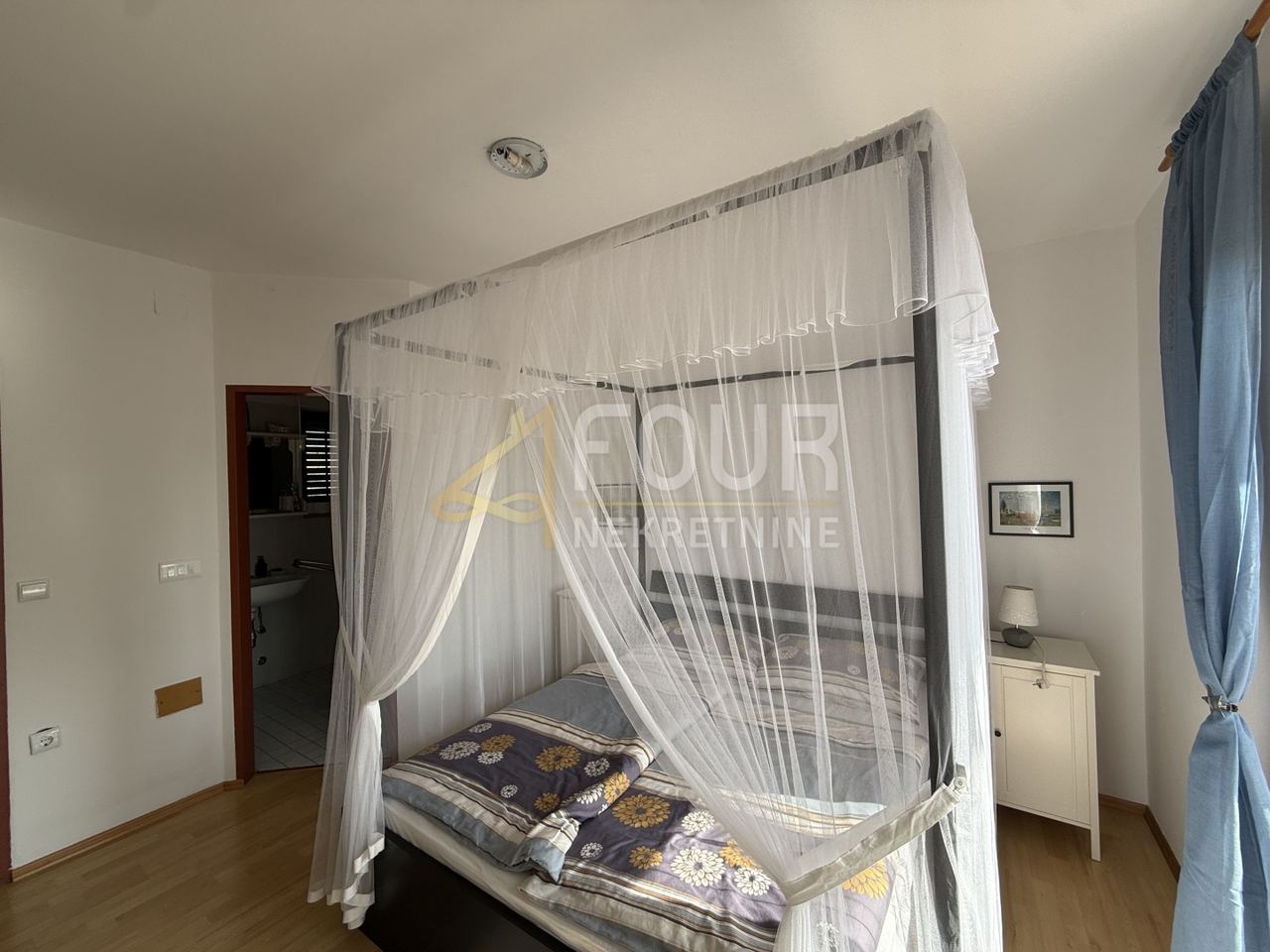 House u Vodnjanu, 421.51m², 5 soba, slika 4