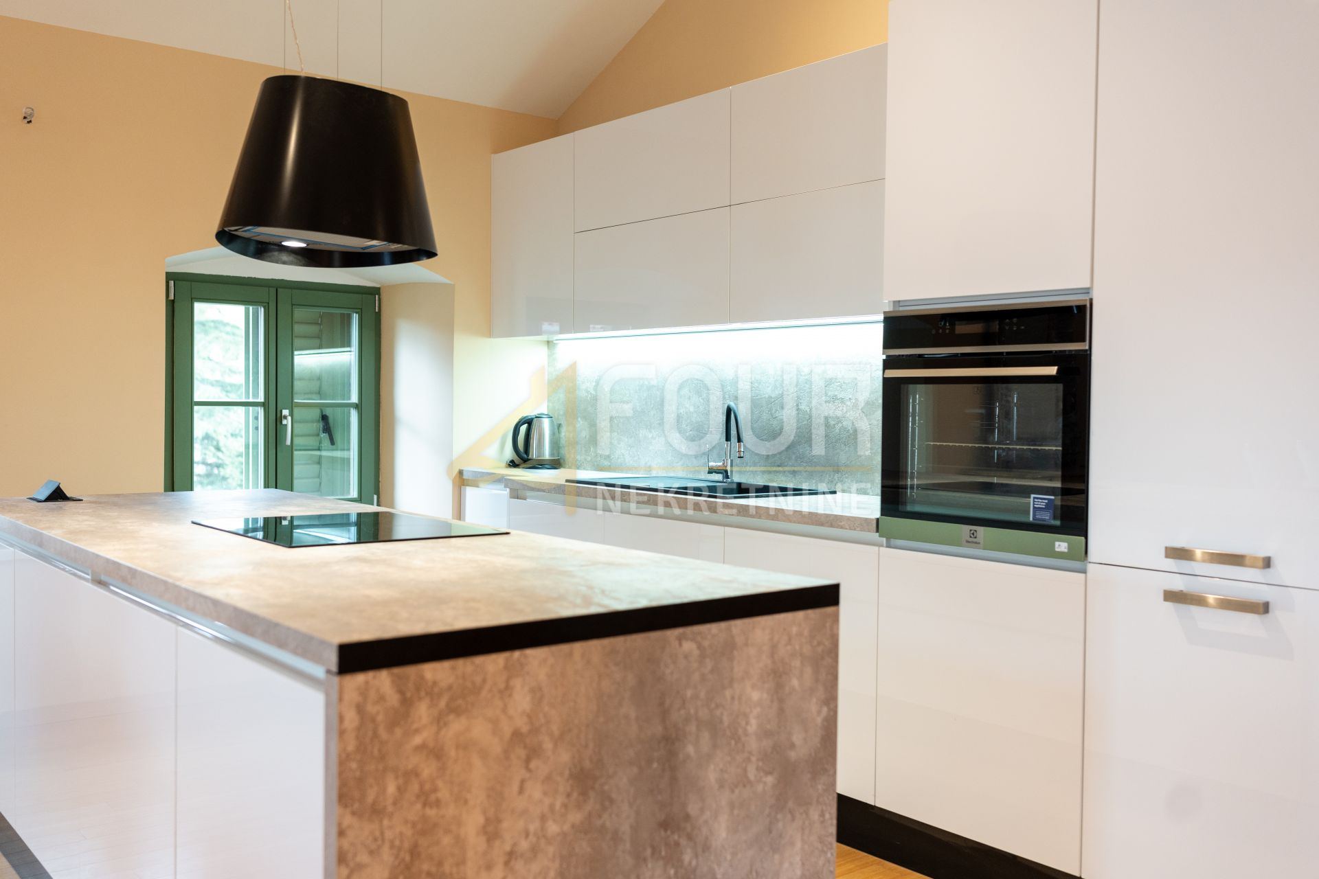 Stan u Opatiji, 185m², 3 sobe, slika 5