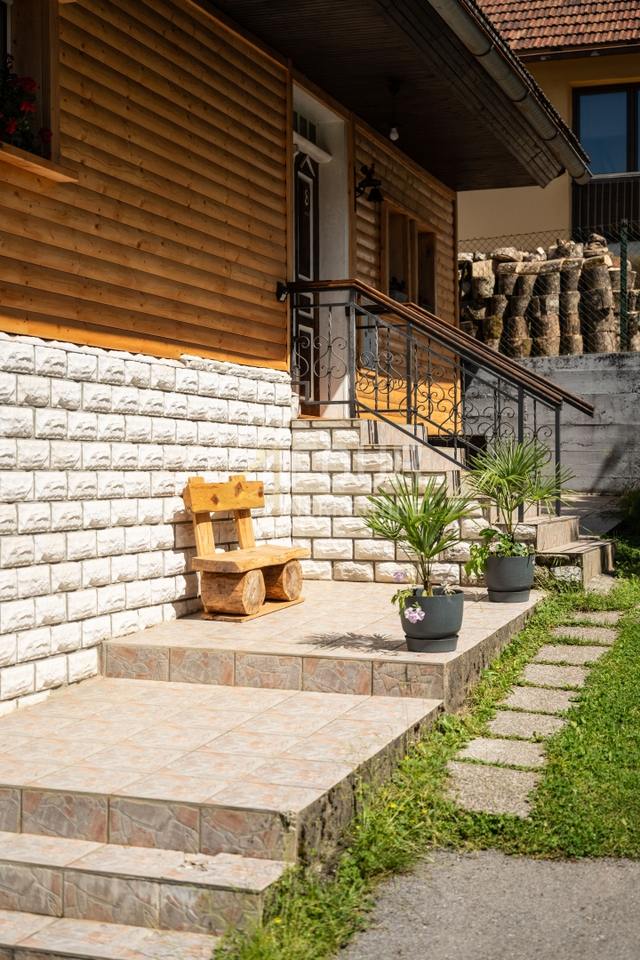 House u Delnicama, 220m², 3 sobe, slika 3