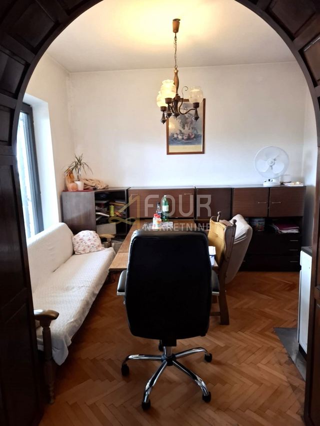 Wohnung u Rijeci, 120m², 3 sobe