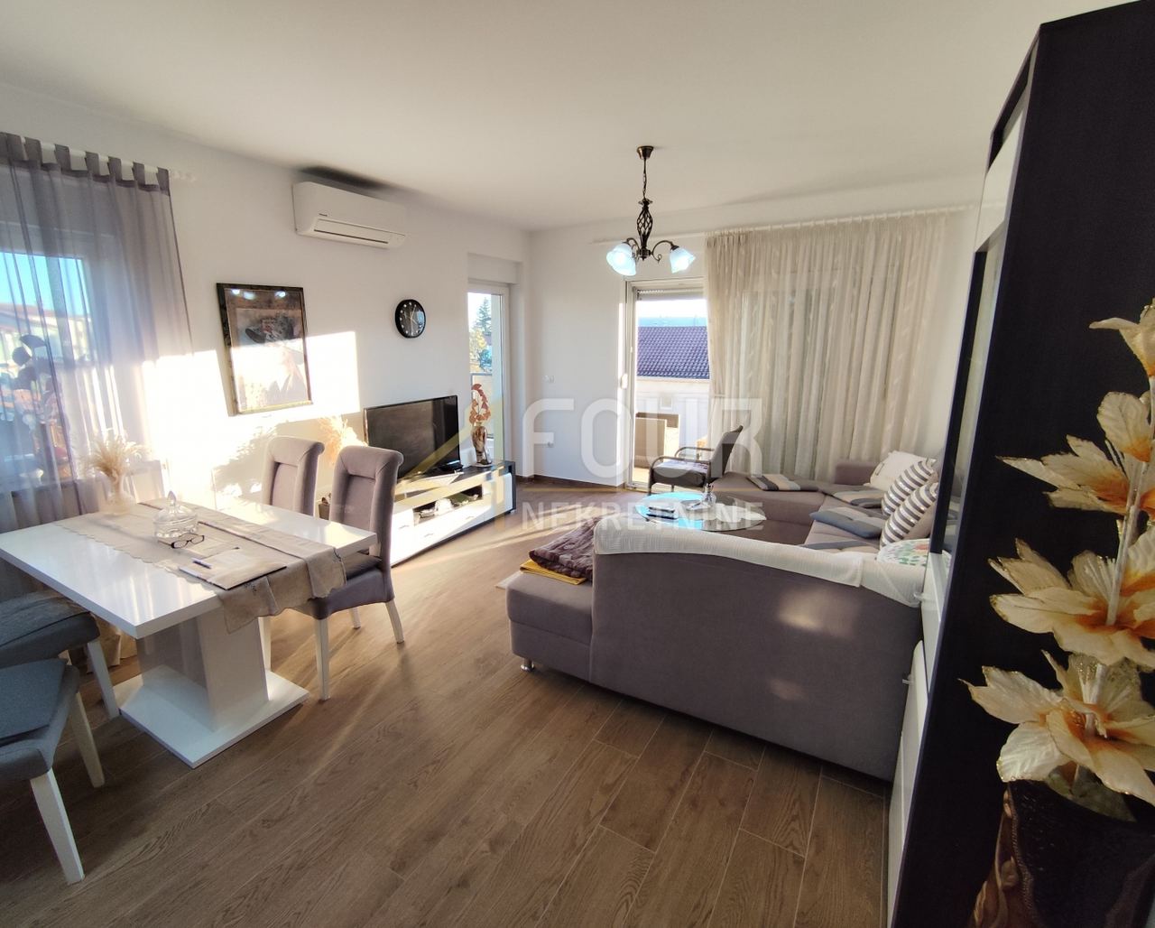 Stan u Viškovu, 76.14m², 2 sobe