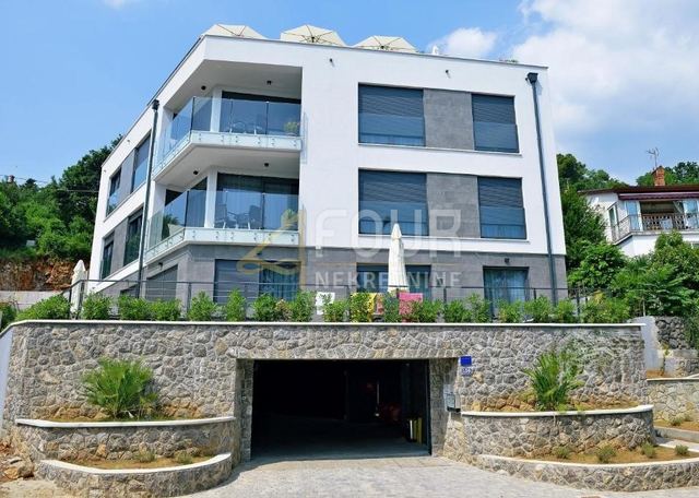 Casa u Opatiji, 2000m²