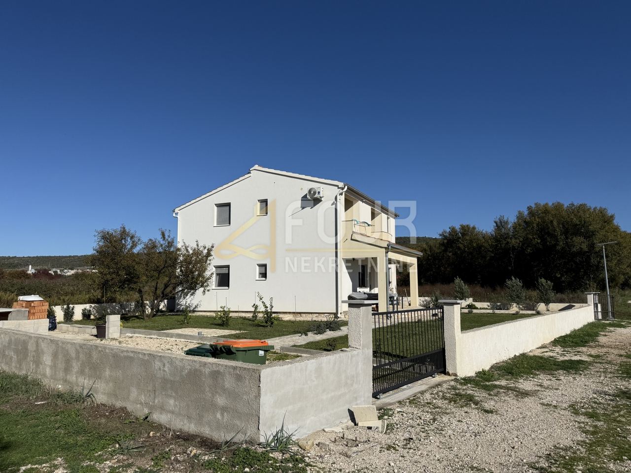 Kuća u Posedarju, 190m², 4 sobe, slika 3