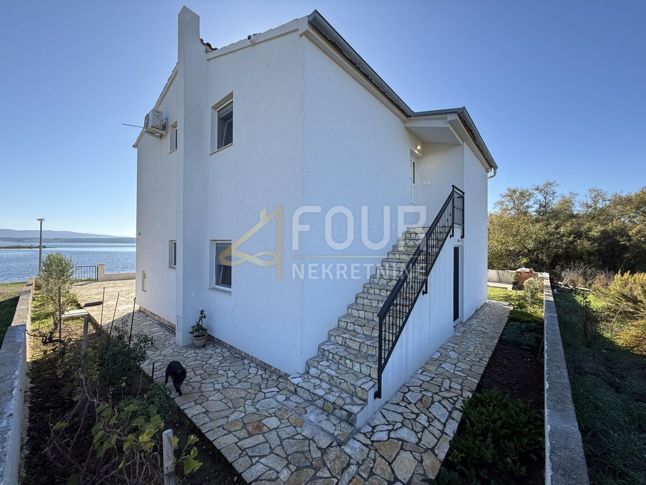 Kuća u Posedarju, 190m², 4 sobe, slika 5