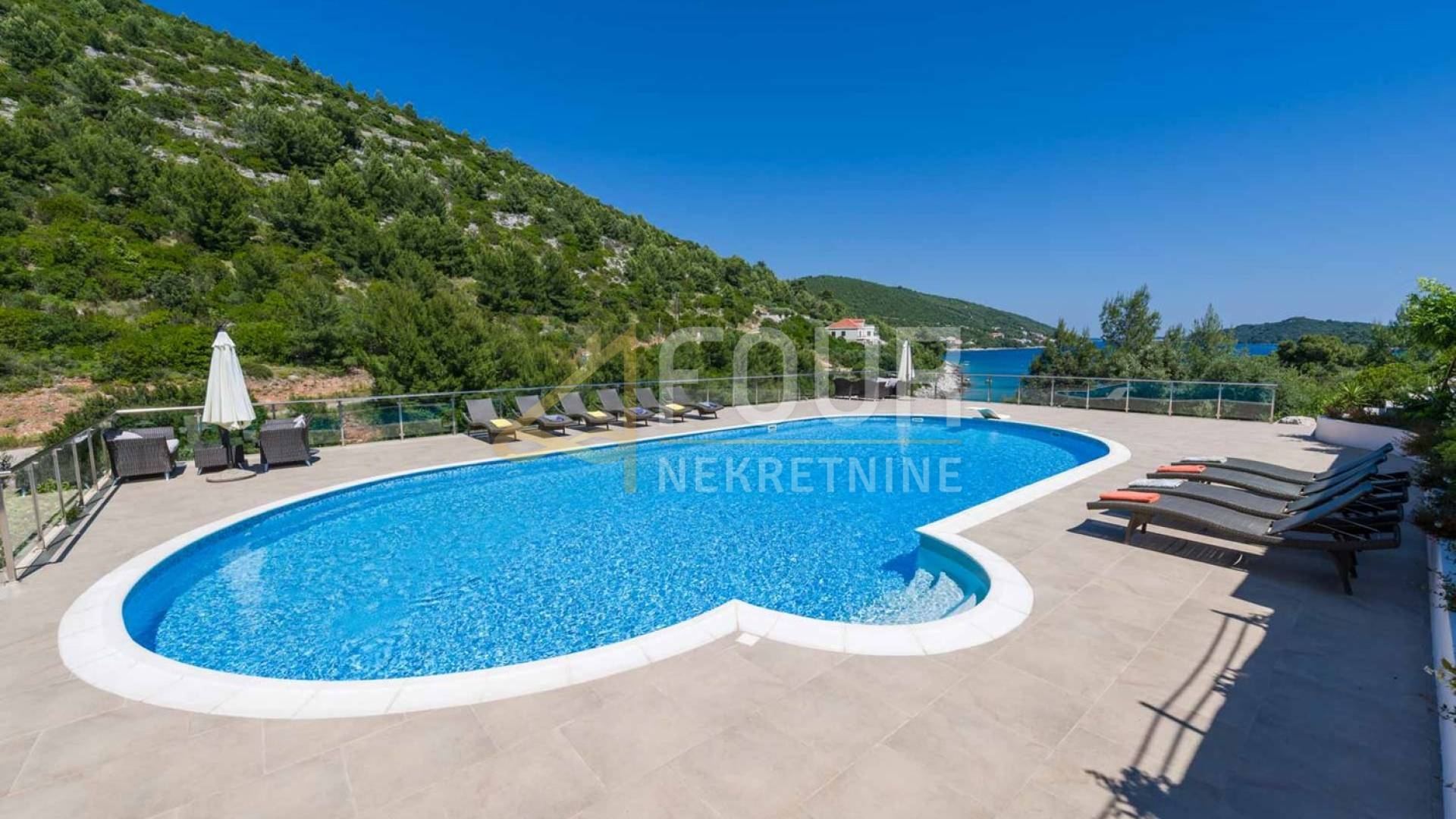 Kuća u Korčuli, 520m², 6 soba, slika 2