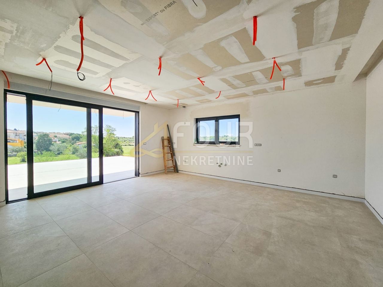 Stan u Puli, 113.69m², 3 sobe, slika 2