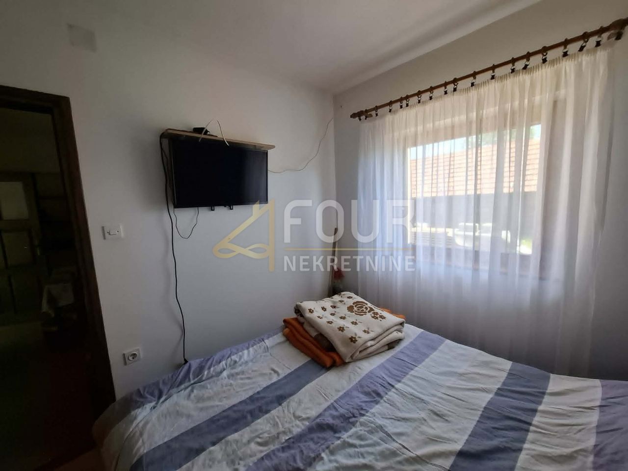 House u Plaškiu, 85m², 1 soba, slika 4