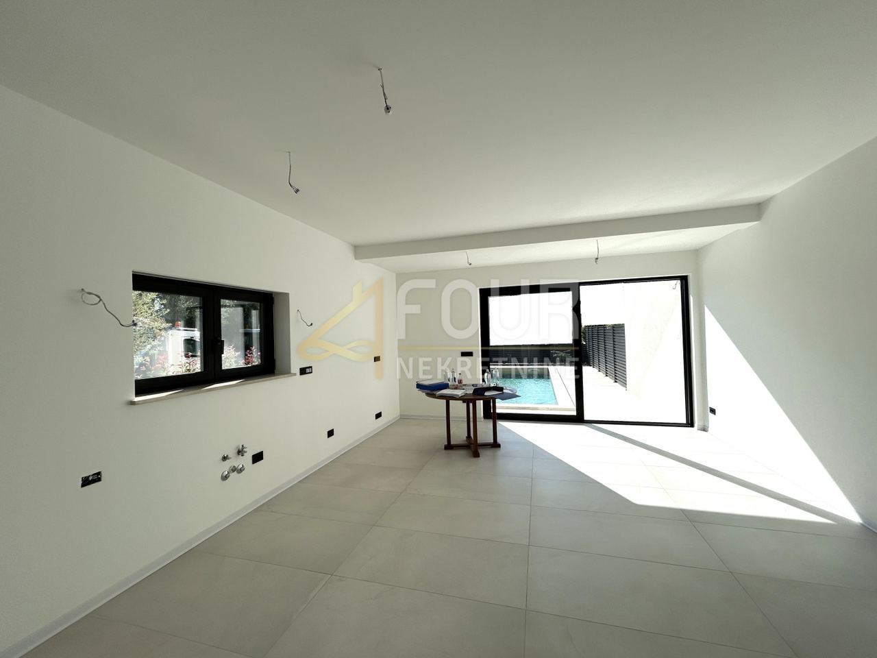 Wohnung u Poreču, 200m², 3 sobe