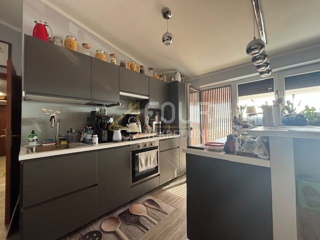 Stan u Novi Vinodolskiu, 66m², 1 soba, slika 4