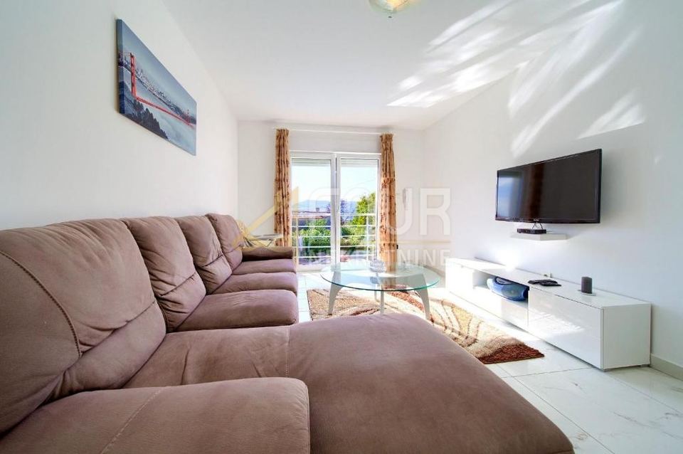 Kuća u Krku, 170m², 4 sobe, slika 3