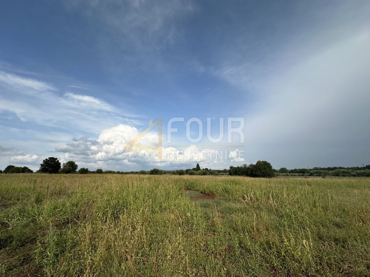 Land u Tar-Vabrizi, 5086m²