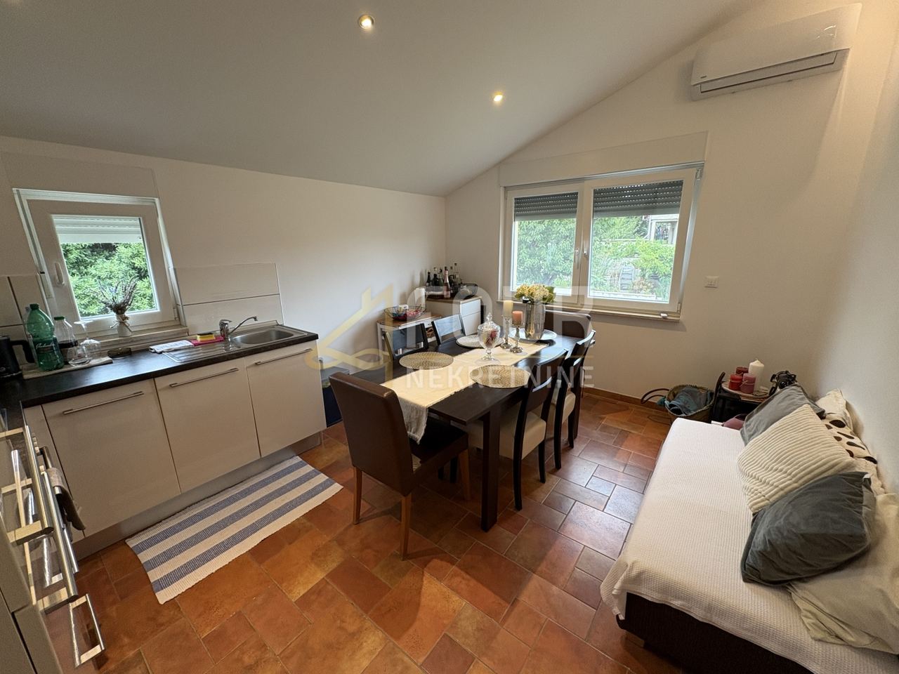 Haus u Puli, 104m², 3 sobe, slika 4