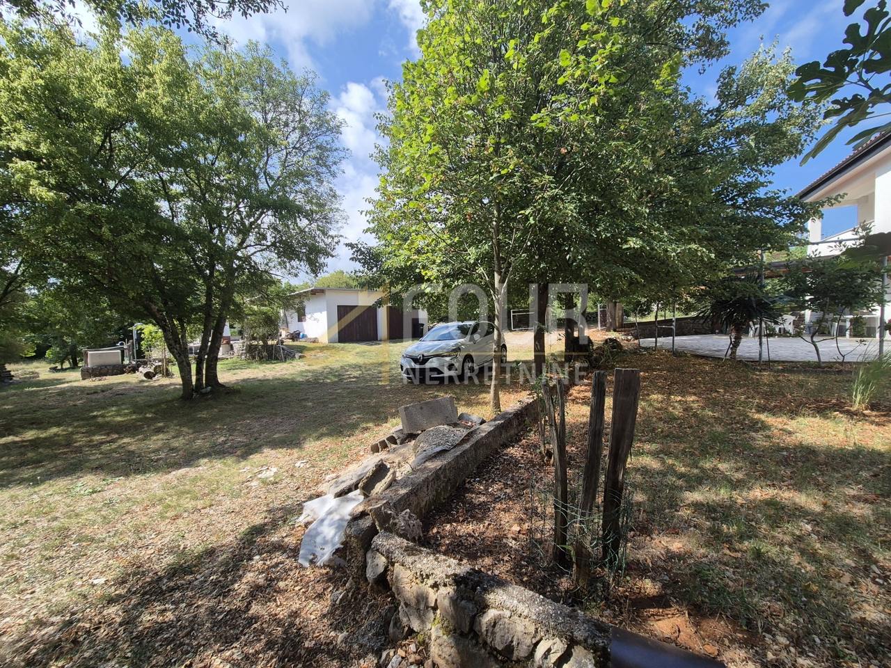 House u Dobrinju, 352m², slika 3