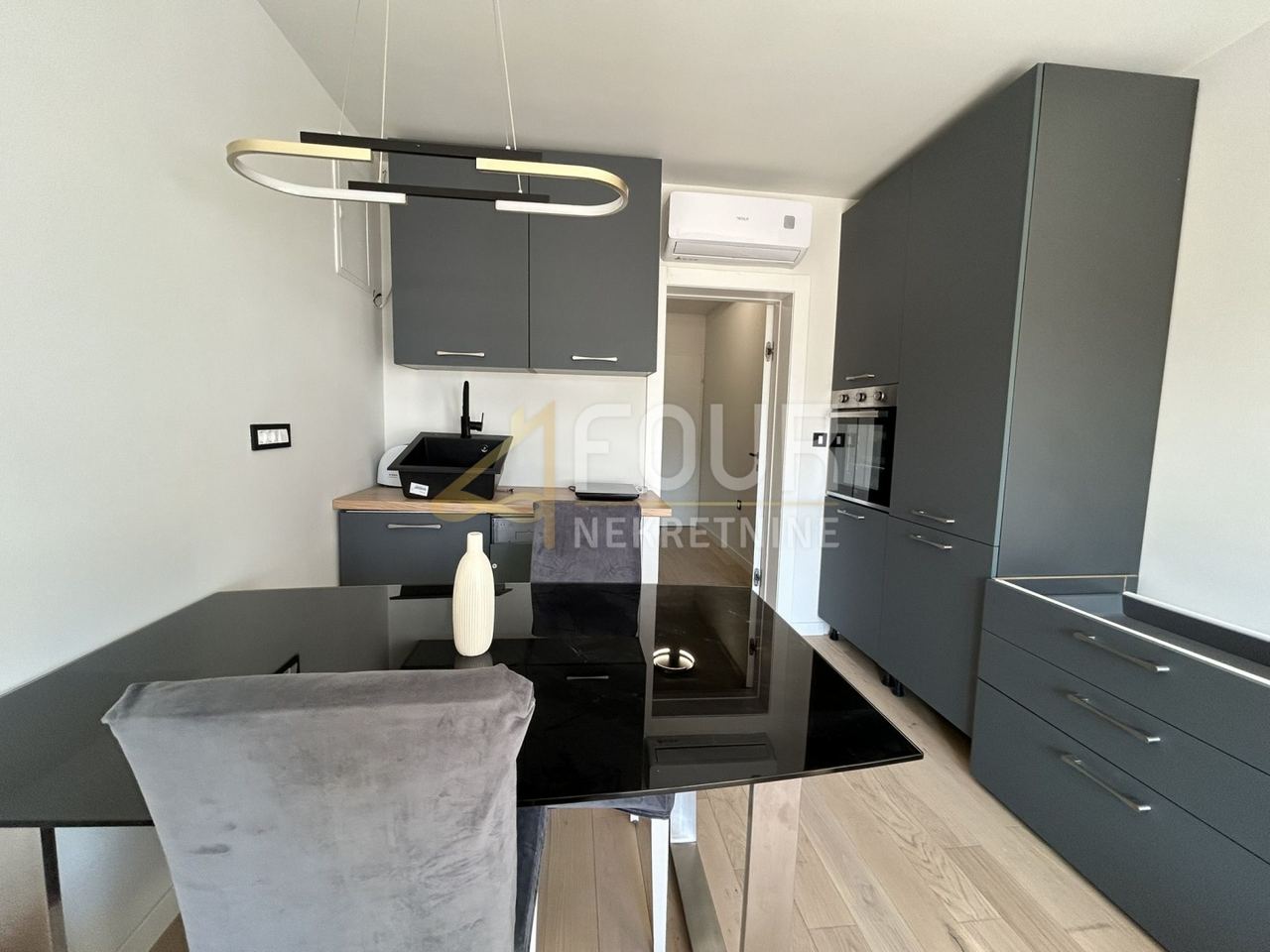 Stan u Rijeci, 24.13m²