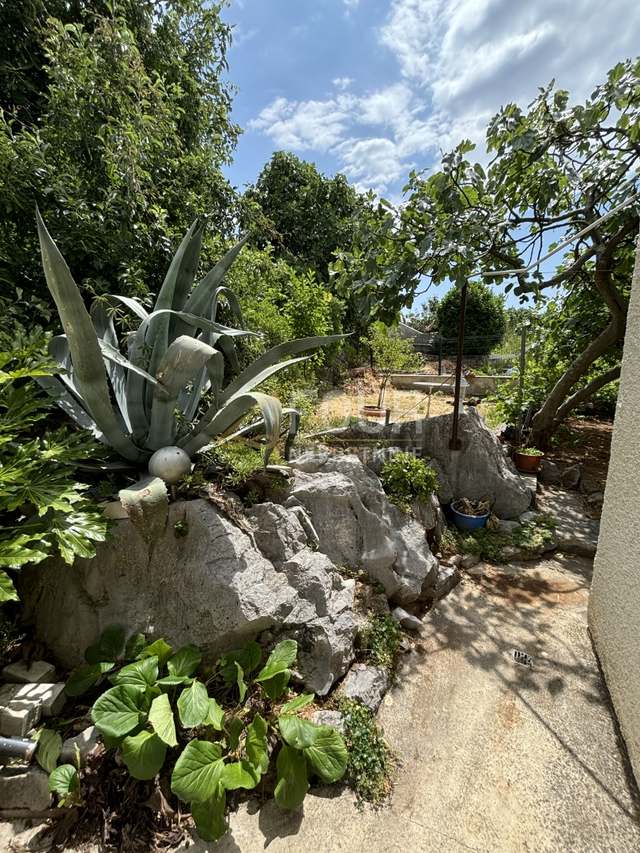 Kuća u Crikvenici, 150m², 4 sobe