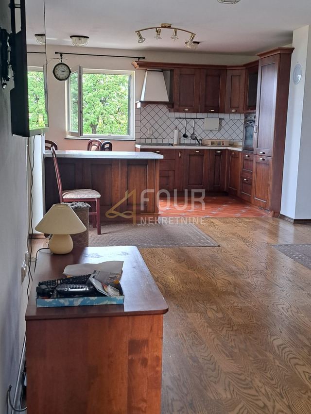 Stan u Opatiji, 97.76m², 2 sobe, slika 4
