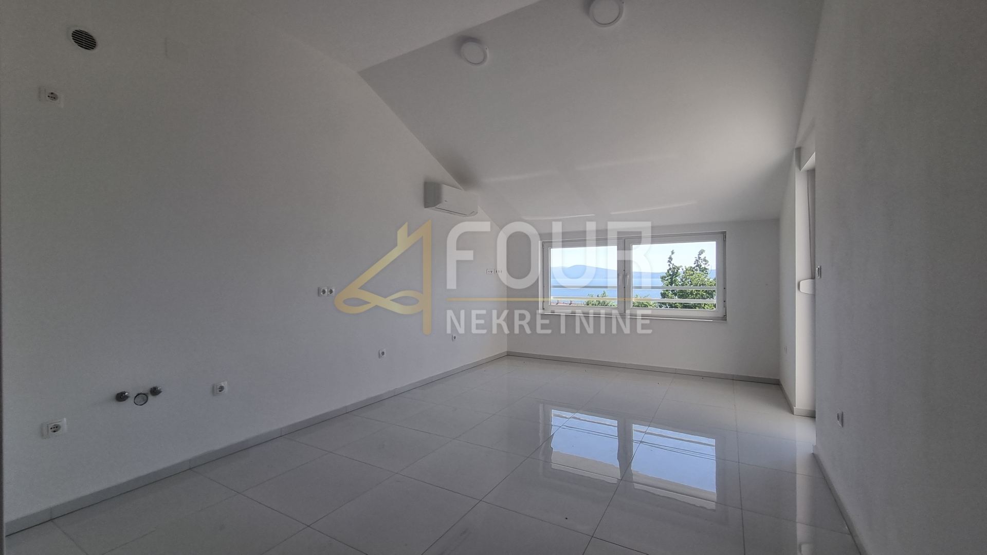 Stan u Crikvenici, 56.01m², 2 sobe, slika 2