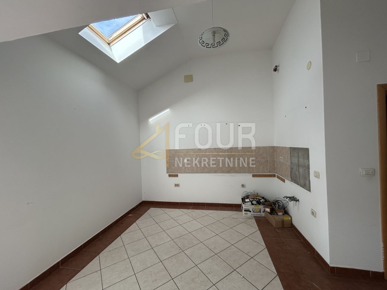 Apartment u Novi Vinodolskiu, 158.54m², 4 sobe, slika 4