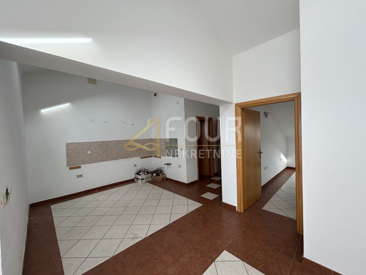 Apartment u Novi Vinodolskiu, 158.54m², 4 sobe, slika 5