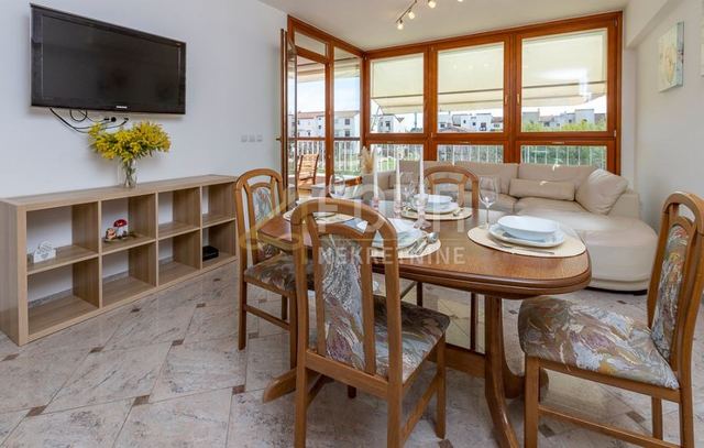 Wohnung u Rovinju, 69.6m², 2 sobe