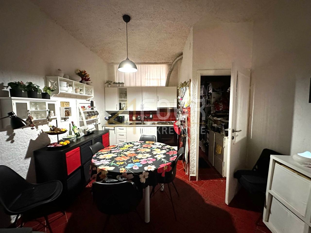 Haus u Rovinju, 100m², slika 2