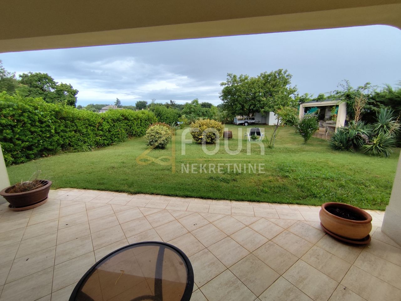 Haus u Ližnjanu, 103m², 1 soba, slika 2