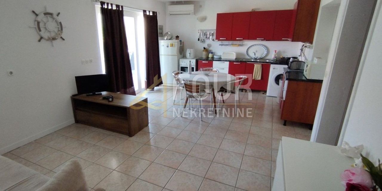 Haus u Lumbardi, 186.79m², 3 sobe, slika 2