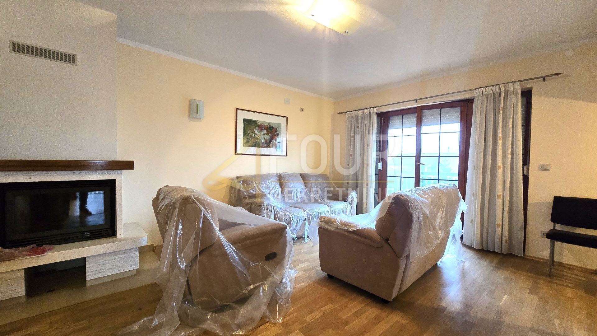House u Viškovu, 230m², 2 sobe