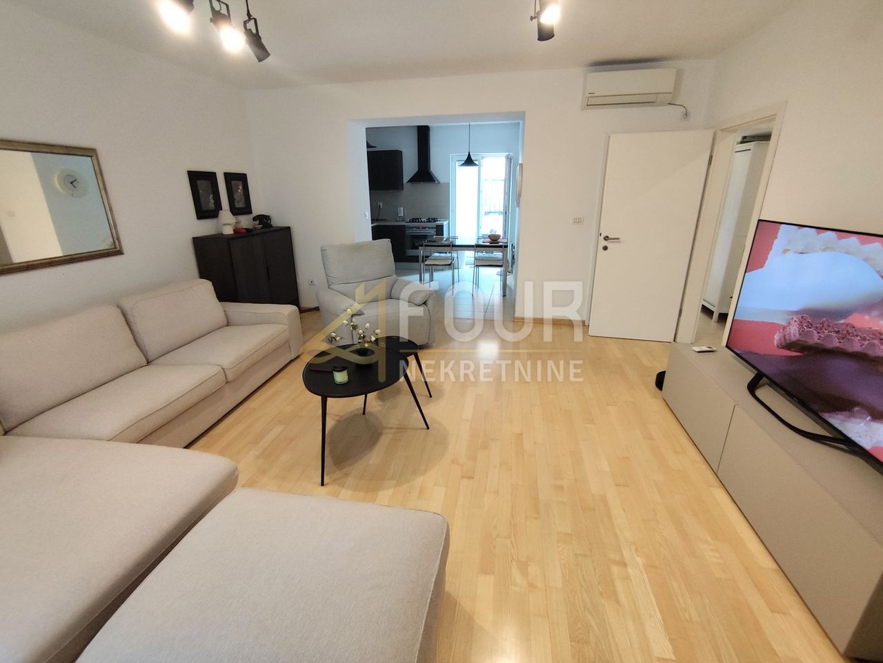 Kuća u Puli, 93m², 2 sobe, slika 2
