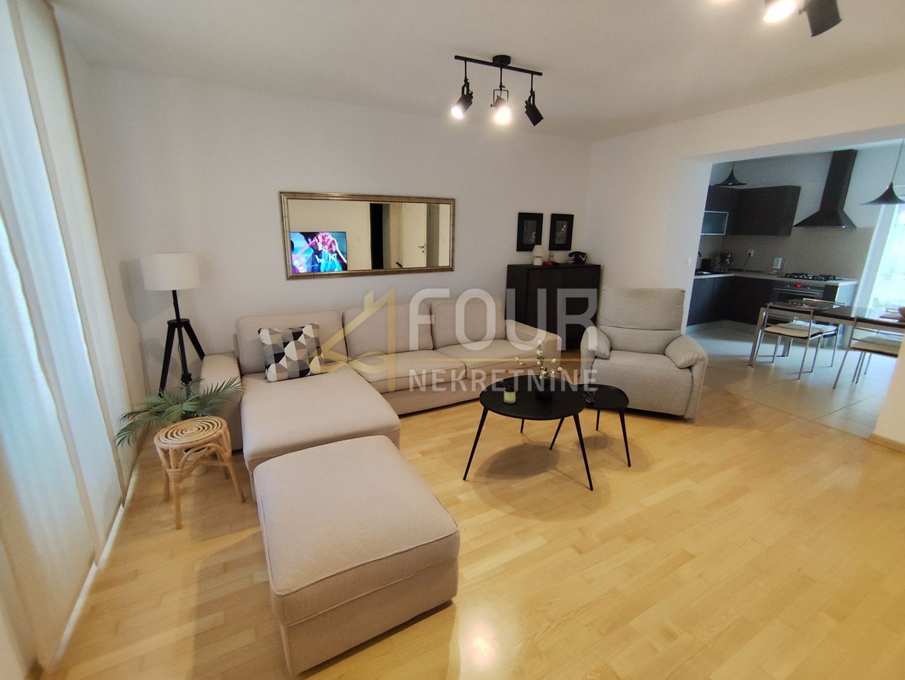 Kuća u Puli, 93m², 2 sobe, slika 3