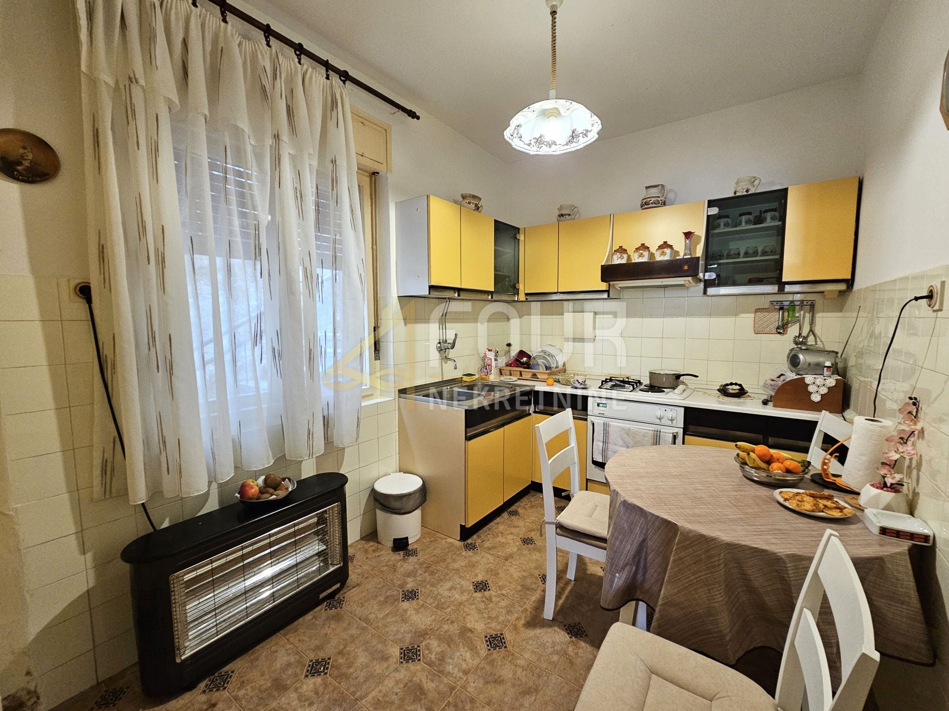 House u Rijeci, 220m², 5 soba, slika 3