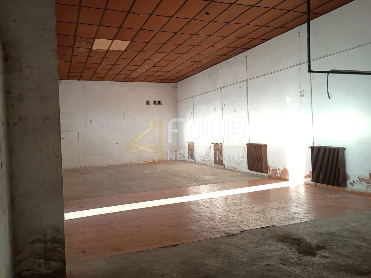 Poslovni Prostor u Kršanu, 280m², slika 2