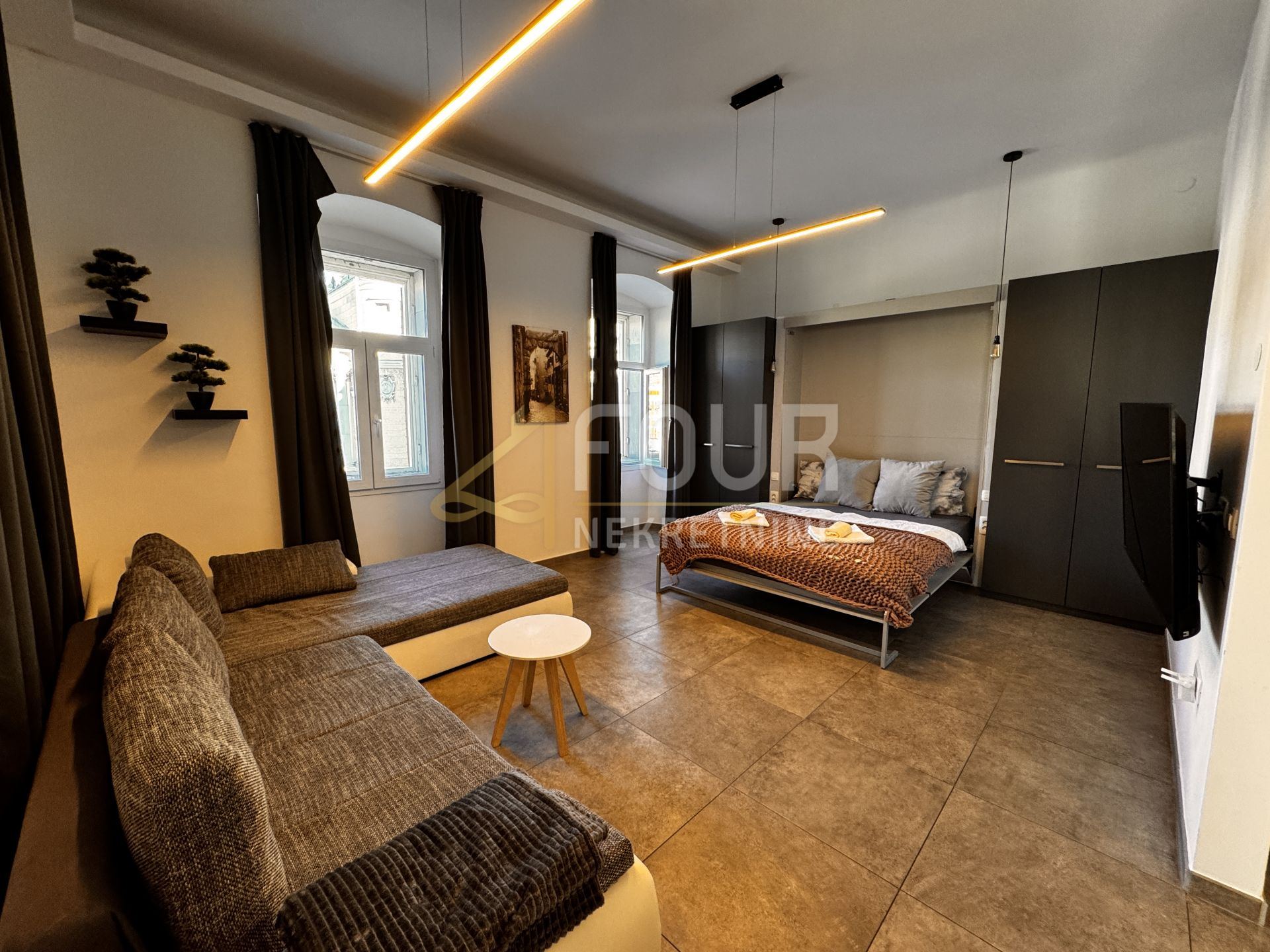 Stan u Rijeci, 166.49m², 5 soba