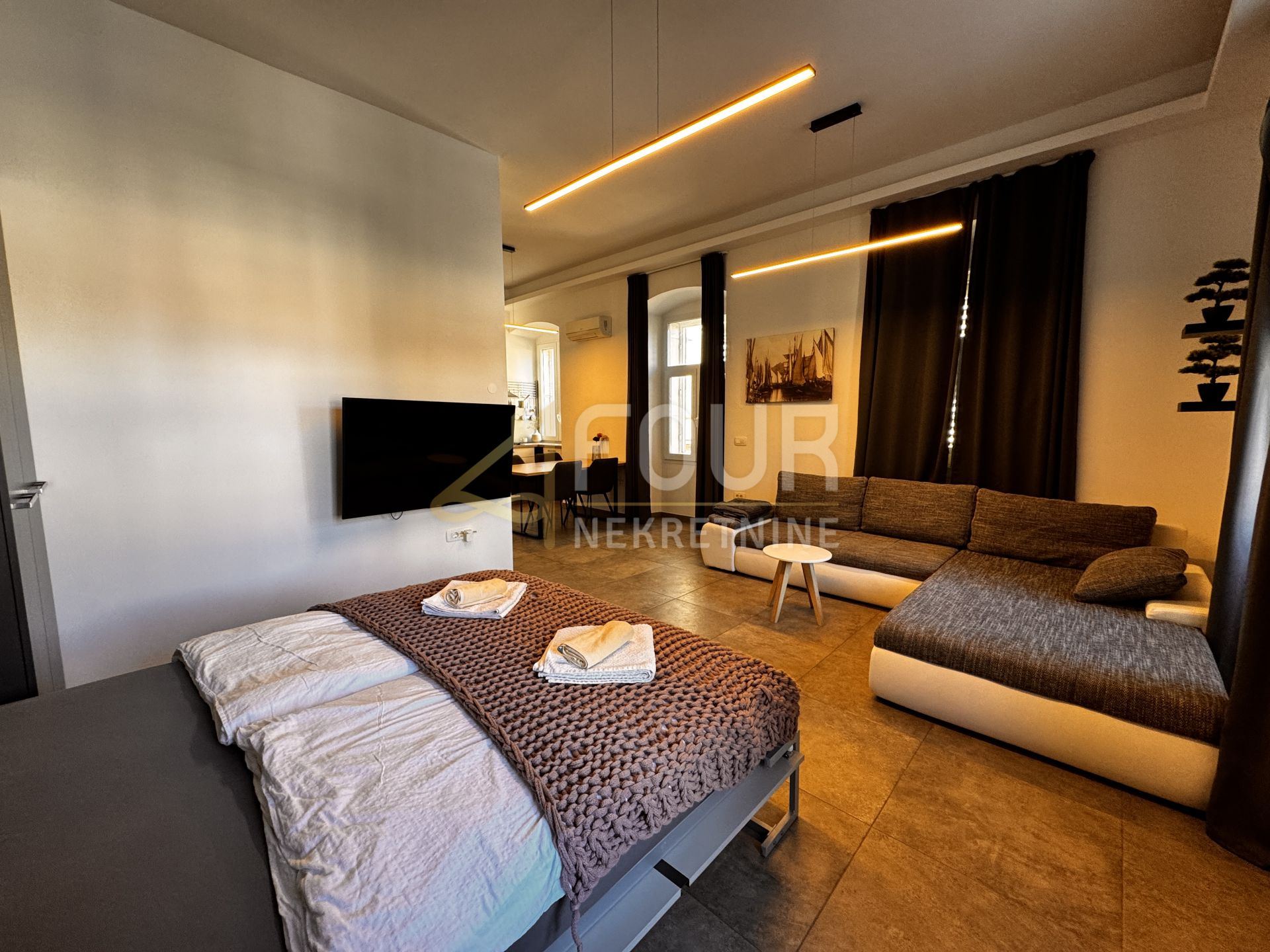 Stan u Rijeci, 166.49m², 5 soba, slika 2