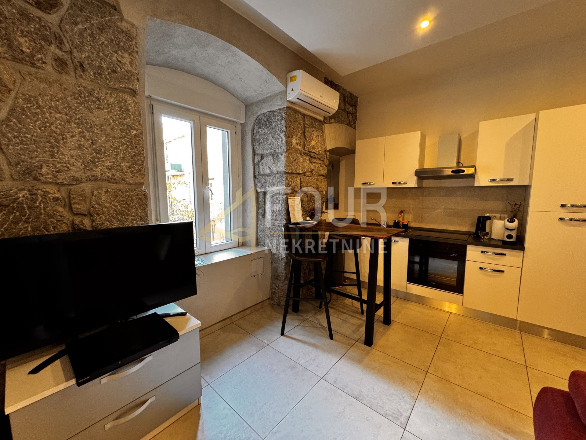 Stan u Rijeci, 166.49m², 5 soba, slika 5