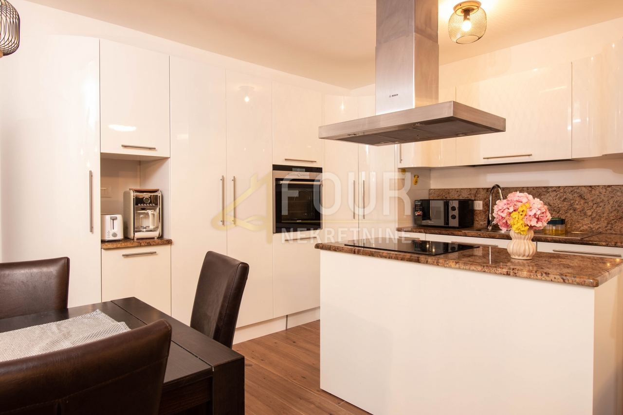 Apartment u Matuljiu, 132.35m², 3 sobe, slika 3