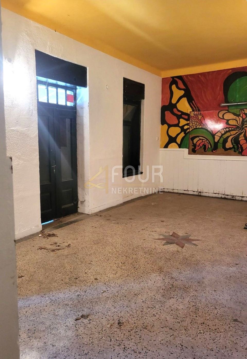 Locale commerciale u Rijeci, 124.4m²