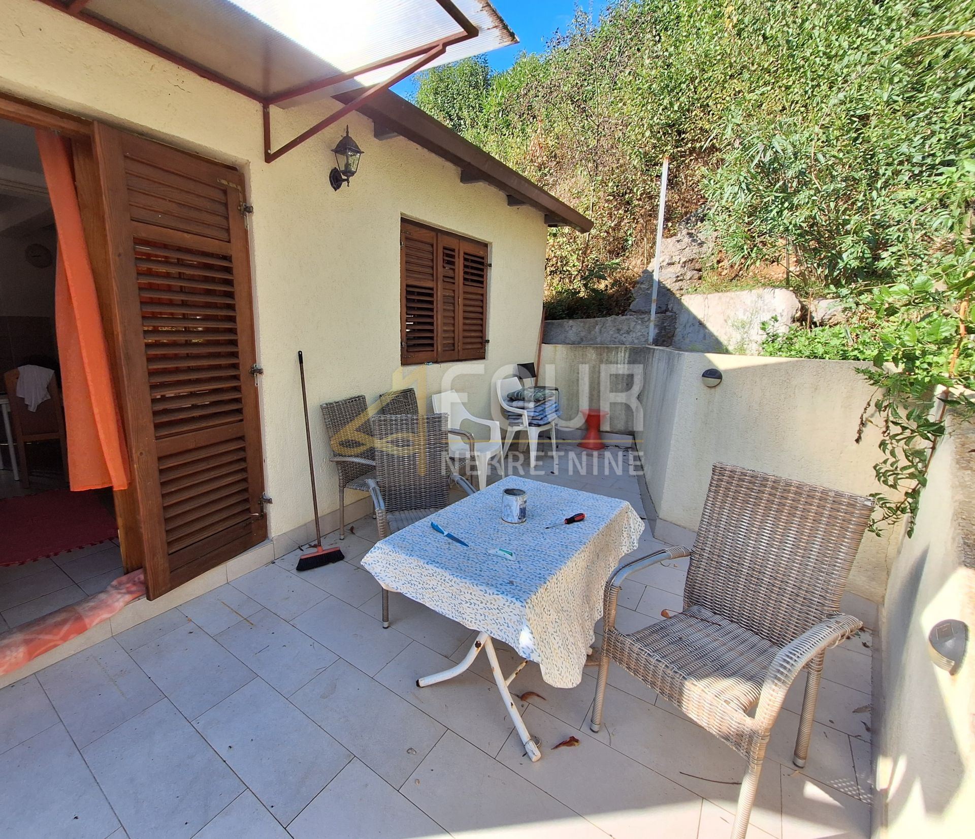 Locale commerciale u Opatiji, 256m²