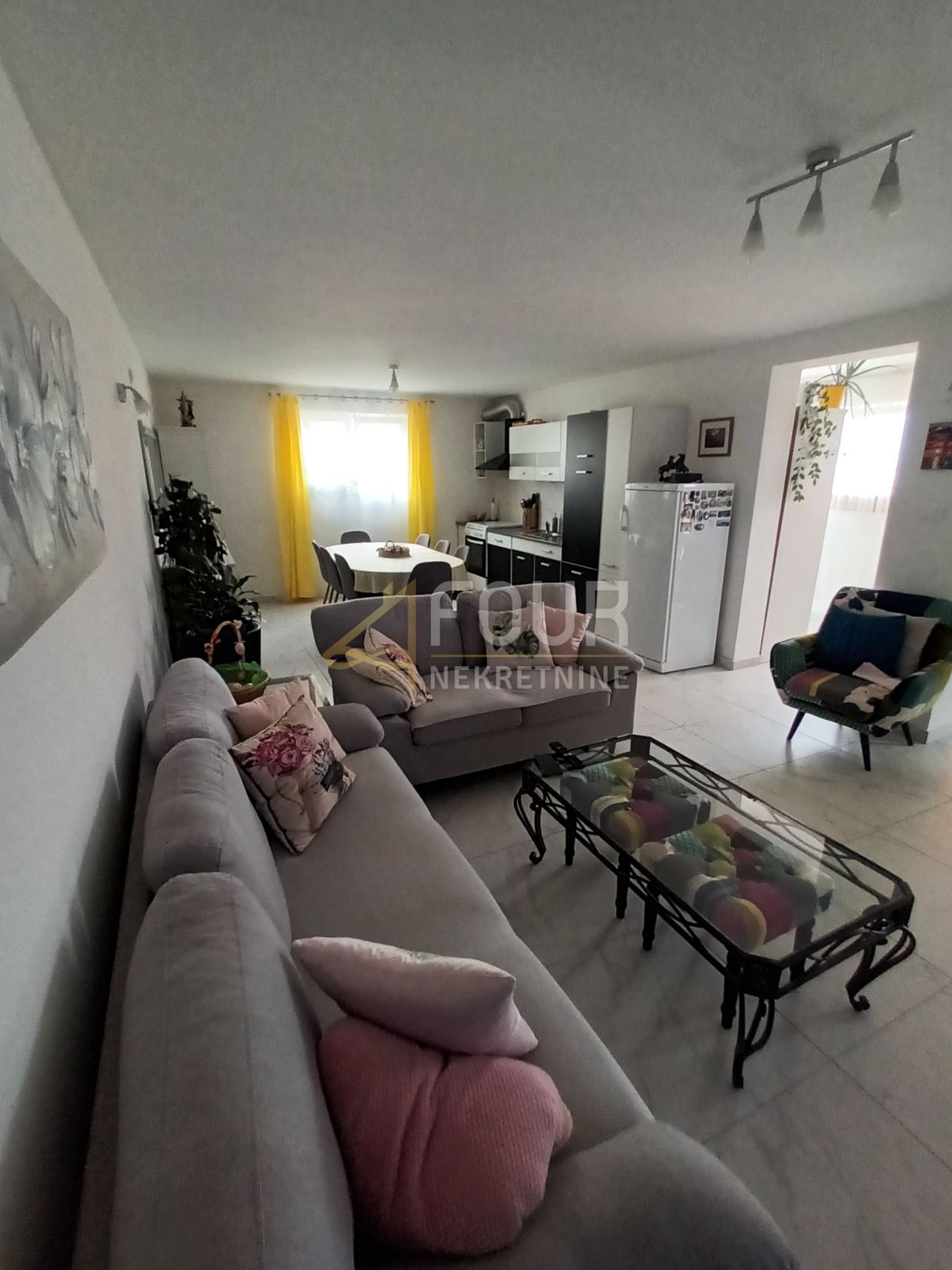 Haus u Matuljiu, 250m², 4 sobe, slika 3