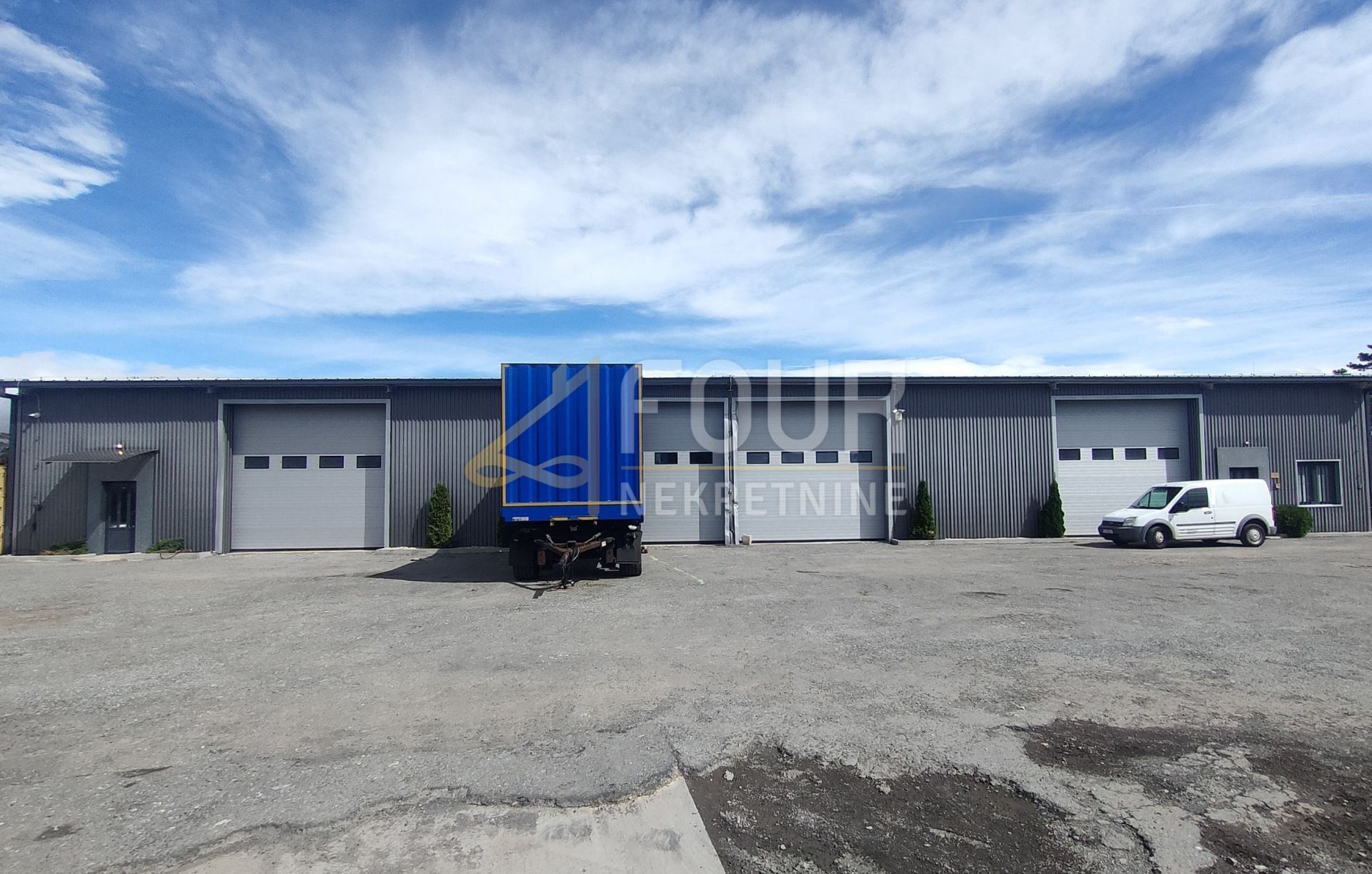 Locale commerciale u Čavlama, 380m²