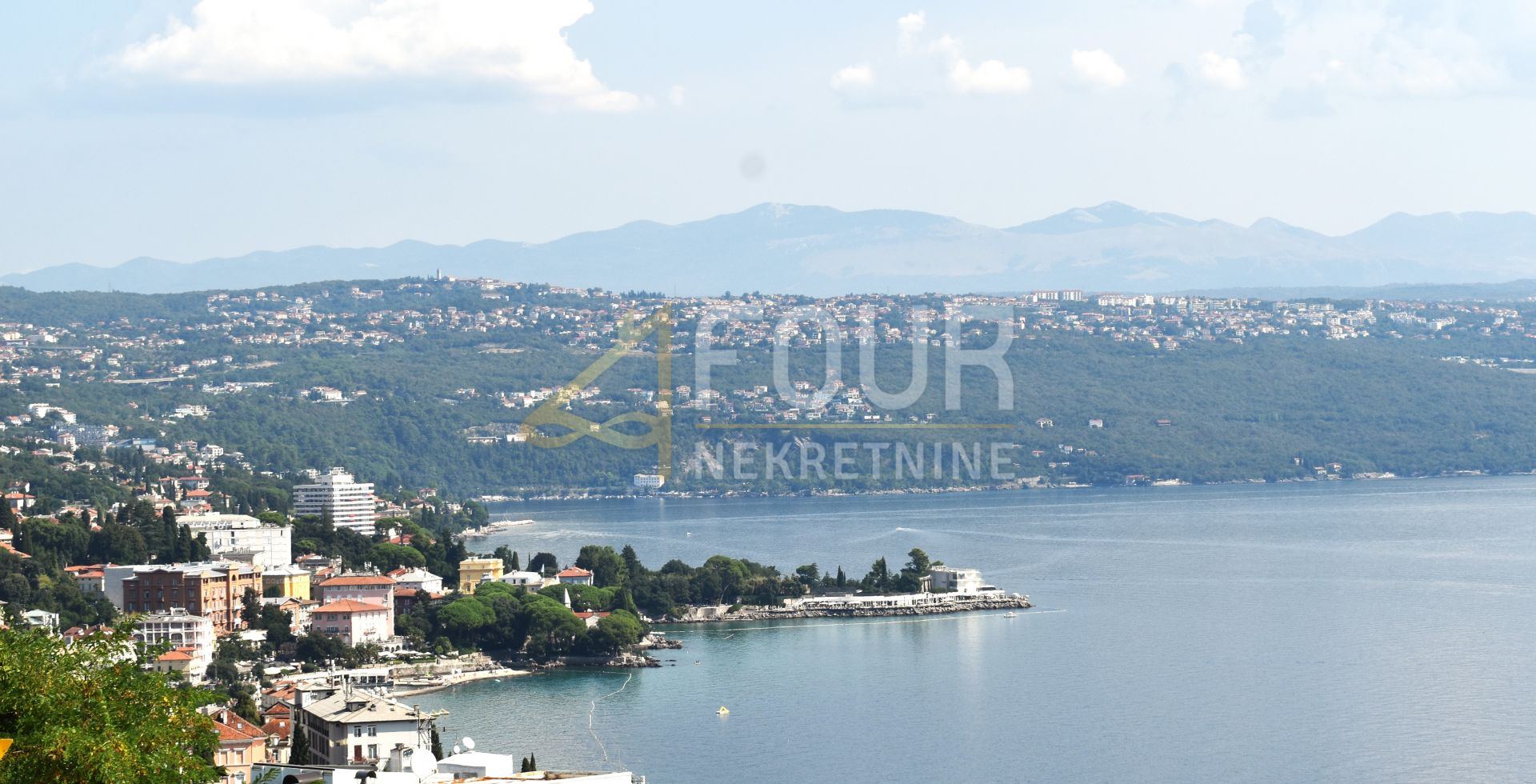 Stan u Opatiji, 112.28m², 3 sobe